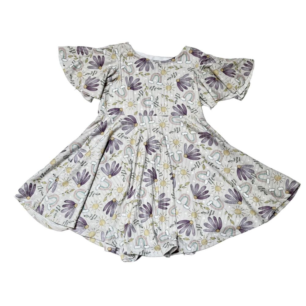 Small Shop Custom Rainbow Daisy Dress Size 4